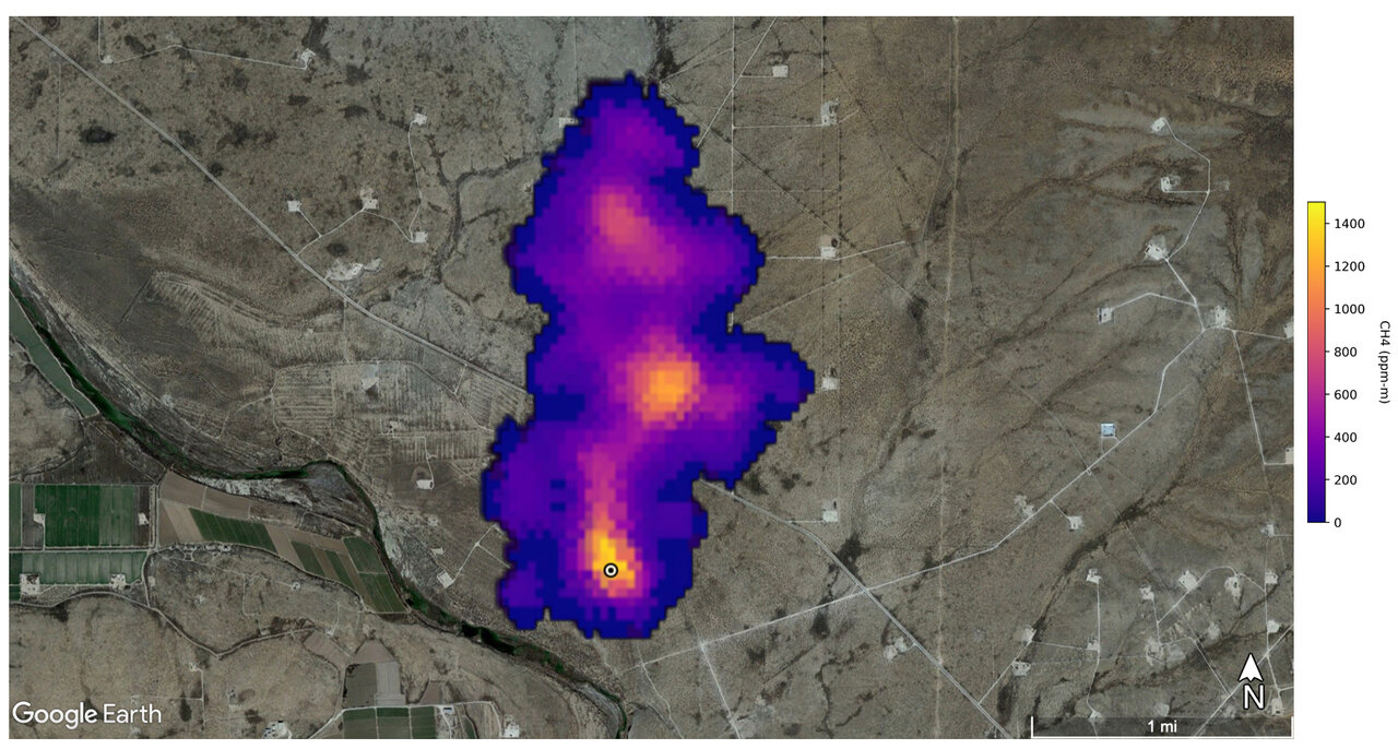 This image shows a methane plume 2 miles (3 kilometers) long that NASA’s Earth Surface Mineral Dust Source Investigation mission detected southeast of Carlsbad, New Mexico. Methane is a potent greenhouse gas that is much more effective at trapping hea... Credit: NASA/JPL-Caltech
