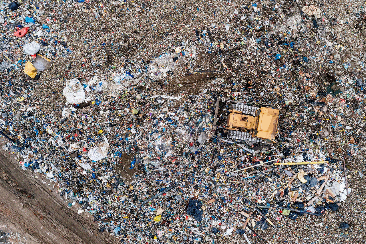 
Methane from the waste sector makes up about 20% of human-caused methane emissions. A new project from a nonprofit group, Carbon Mapper, will use NASA instruments and data to measure emissions from landfills around the globe.


Credit: Daniel Jędzura / Adobe Stock